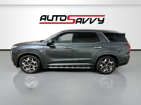Used 2022 Hyundai Palisade Calligraphy w/ Winter Package image 5