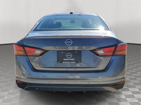 Certified 2024 Nissan Altima 2.5 SV image 6