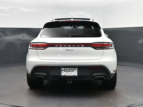 Used 2024 Porsche Macan AWD/4WD image 6