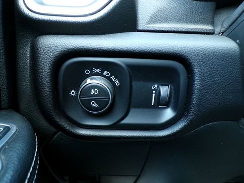 Used 2024 RAM 2500 Big Horn w/ Snow Chief Group image 21