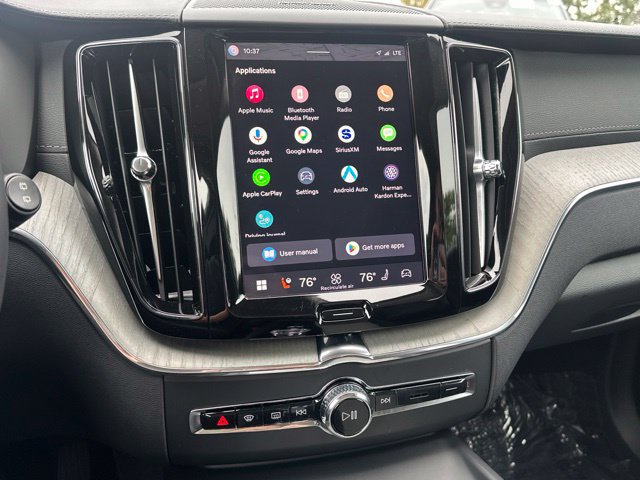 Certified 2025 Volvo XC60 B5 Ultra AWD/4WD image 24