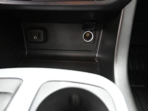 Used 2021 Chevrolet Colorado LT w/ Fleet Safety Package RWD image 9