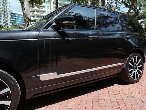 Used 2015 Land Rover Range Rover Autobiography AWD/4WD image 22