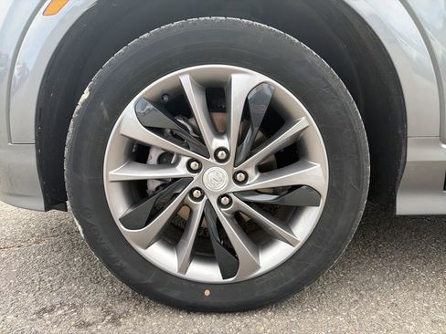 Used 2020 Buick Encore GX Select w/ Experience Buick Package image 11