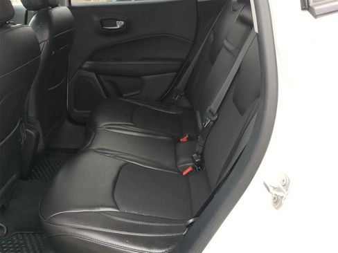 Certified 2018 Jeep Compass Latitude w/ Popular Equipment Group image 19