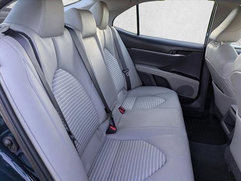 Certified 2020 Toyota Camry SE w/ Convenience Package FWD image 18