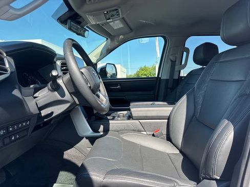 Used 2023 Toyota Tundra Limited AWD/4WD image 13
