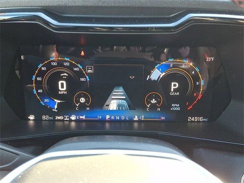 Used 2024 Chevrolet Colorado Z71 w/ Z71 Convenience Package 2 image 19