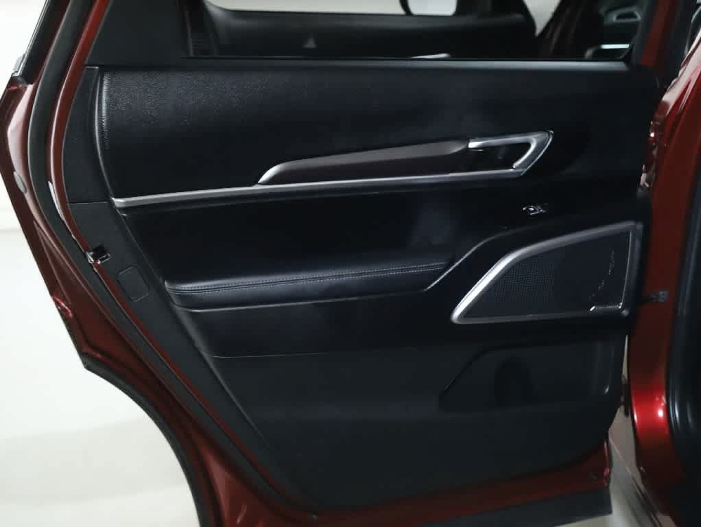 Used 2024 Kia Telluride S w/ S Sunroof Package FWD image 13