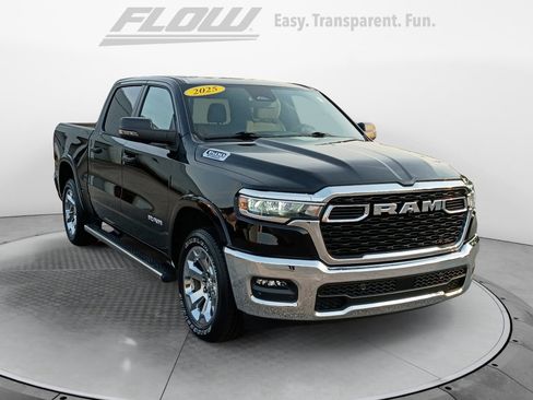 Used 2025 RAM 1500 Big Horn AWD/4WD image 1