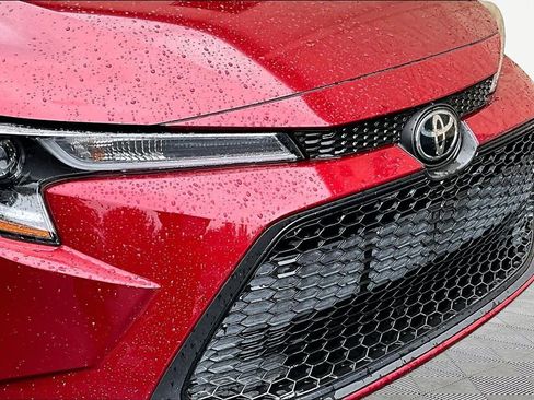 Used 2022 Toyota Corolla LE FWD image 30
