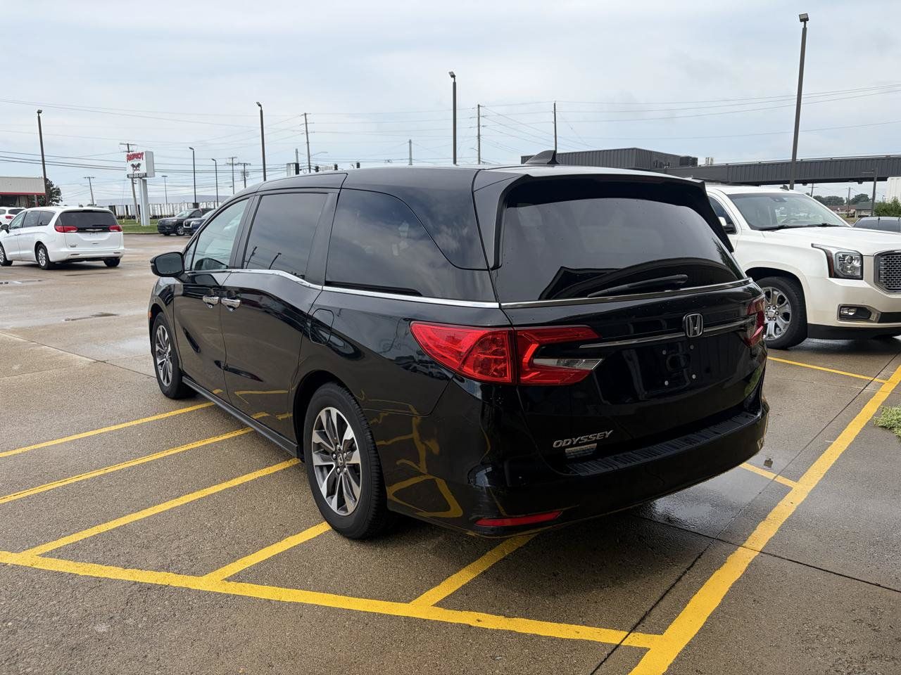 Used 2023 Honda Odyssey EX-L image 5