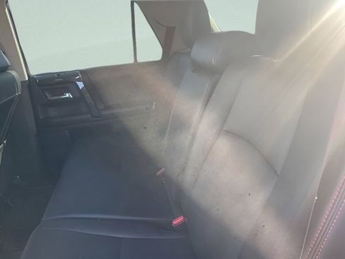Used 2018 Toyota 4Runner SR5 AWD/4WD image 14