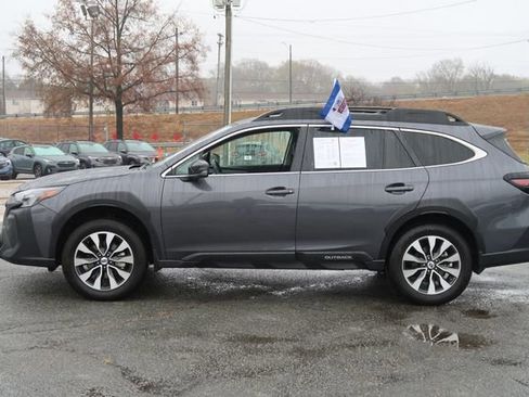 Certified 2025 Subaru Outback Limited w/ Popular Package #2 image 5