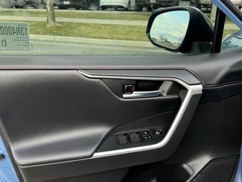 Used 2023 Toyota RAV4 TRD Off-Road image 15