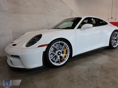 Used 2024 Porsche 911 GT3 RWD image 15