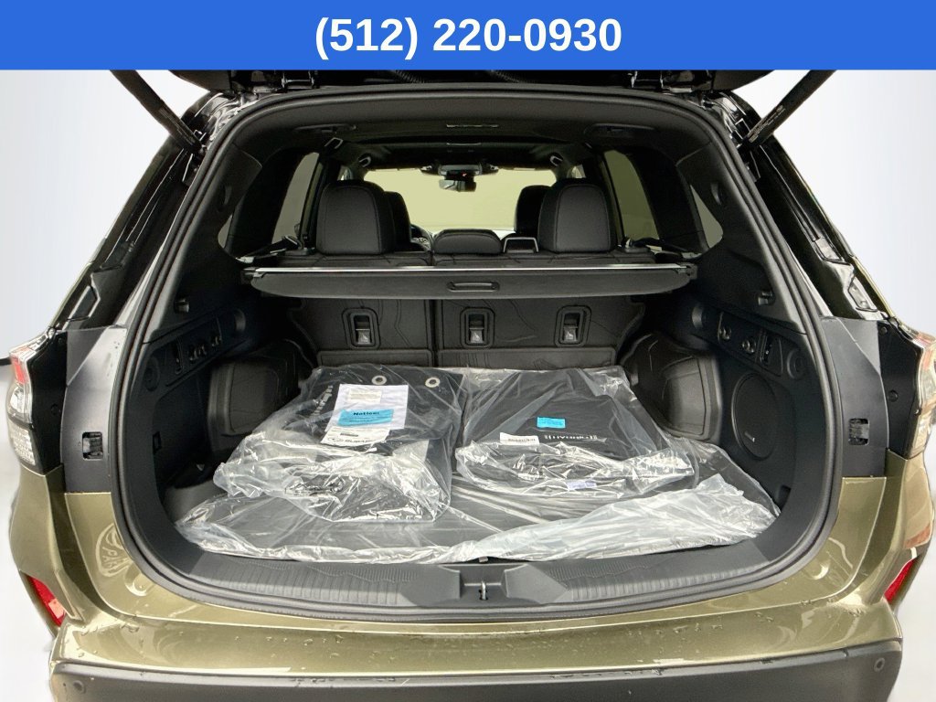 New 2026 Subaru Forester Touring AWD/4WD image 33