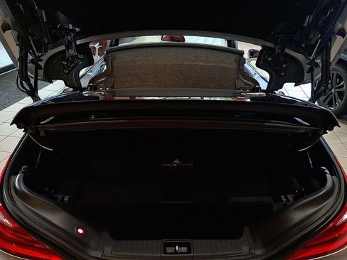 Used 2016 Mercedes-Benz SL 550 SL 550 image 25