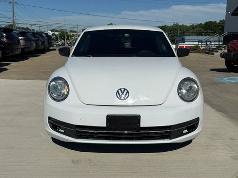 Used 2014 Volkswagen Beetle 2.5 FWD image 4