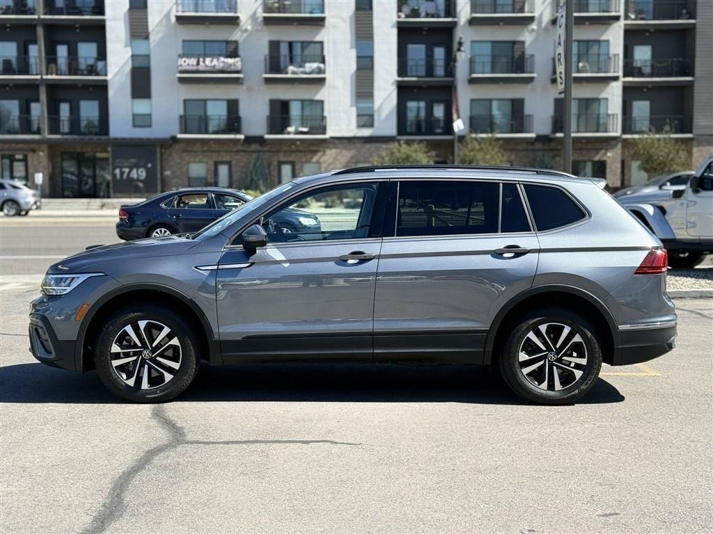 Used 2023 Volkswagen Tiguan S AWD/4WD image 4