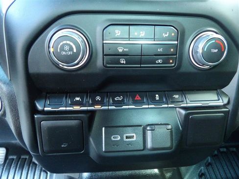 Used 2022 Chevrolet Silverado 1500 W/T image 22