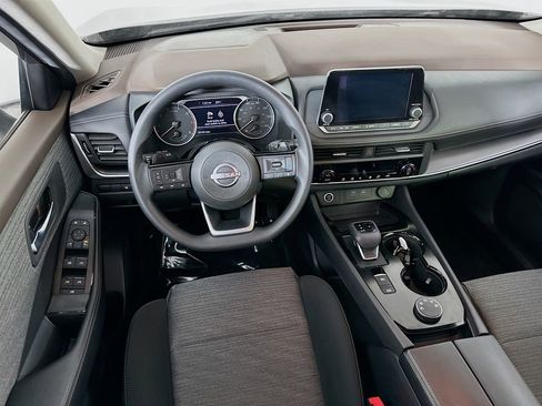 Certified 2023 Nissan Rogue SV image 29