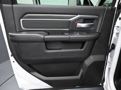New 2026 RAM 2500 Big Horn AWD/4WD image 14