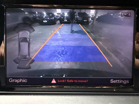 Used 2017 Audi Q3 2.0T Prestige w/ Prestige Package AWD/4WD image 16