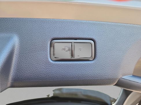 New 2026 Kia Carnival SX Prestige FWD image 16