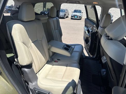 Used 2023 Subaru Ascent Limited w/ Technology Package AWD/4WD image 15