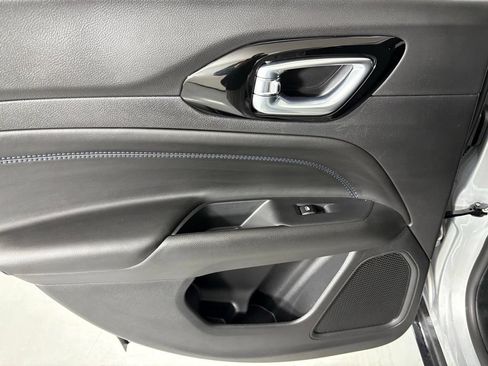 New 2026 Jeep Compass Latitude AWD/4WD image 35
