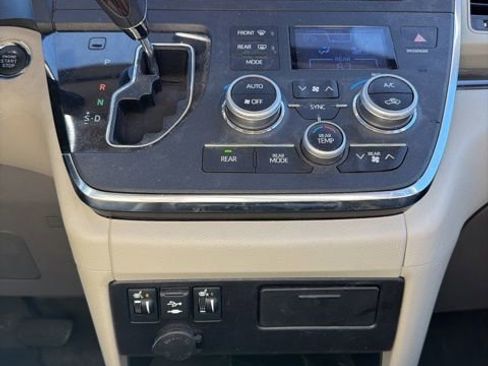 Certified 2019 Toyota Sienna XLE w/ XLE Navigation Package image 16
