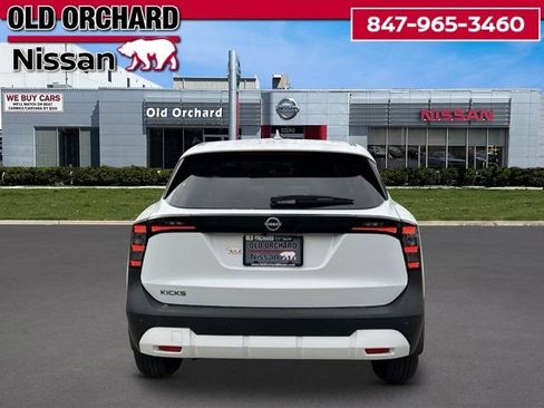 Used 2025 Nissan Kicks SV FWD image 6