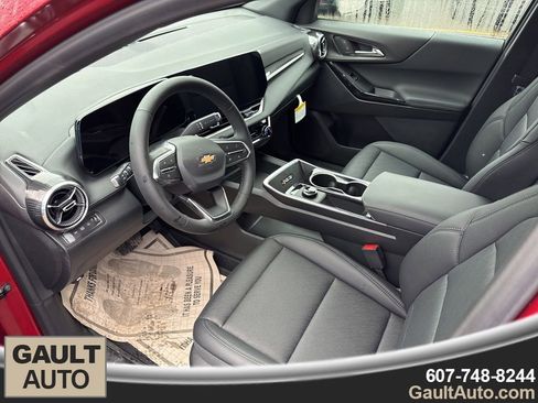 New 2026 Chevrolet Equinox LT w/ Convenience Package II image 10