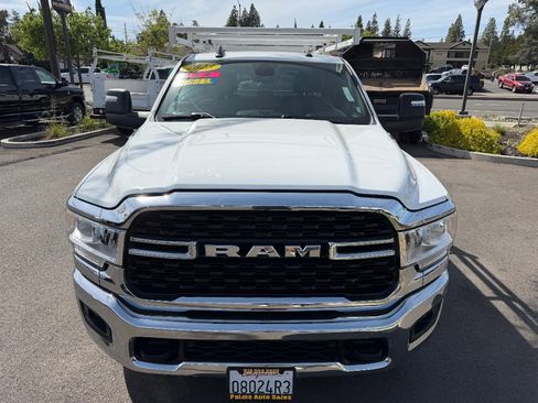 Used 2023 RAM 3500 Big Horn w/ Level 1 Equipment Group image 3