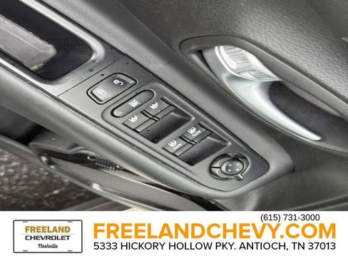 Used 2017 Jeep Renegade Altitude FWD image 21