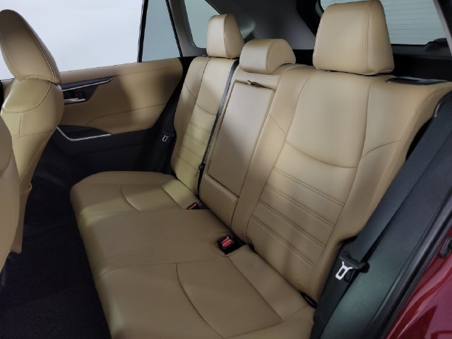 Used 2025 Toyota RAV4 XLE Premium w/ Weather Package AWD/4WD image 14