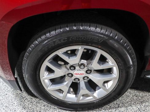 Used 2020 GMC Yukon SLE w/ Enhanced Driver Alert Package image 11