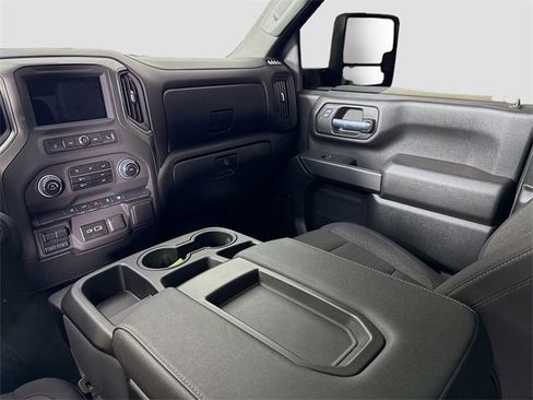 Used 2025 Chevrolet Silverado 2500 Custom w/ Custom Convenience Package image 21