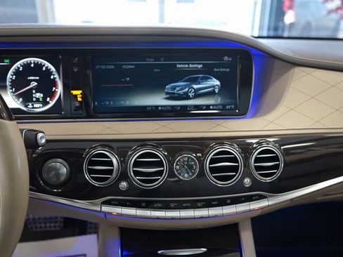 Used 2014 Mercedes-Benz S 550 Sedan image 7