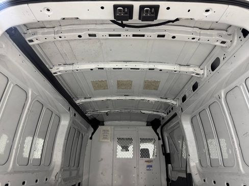 Used 2020 Ford Transit 250 Medium Roof RWD image 20