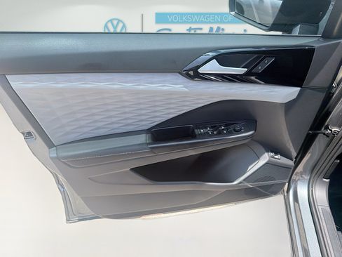 Used 2024 Volkswagen Taos S FWD image 19