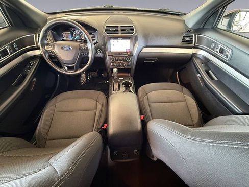 Certified 2017 Ford Explorer XLT w/ Equipment Group 201A image 12