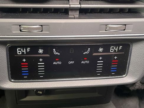 Used 2021 Audi SQ8 Premium Plus AWD/4WD image 24