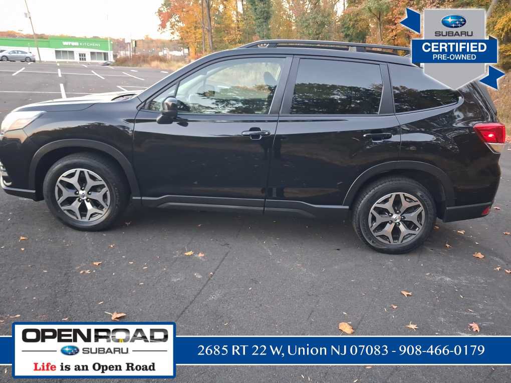 Used 2023 Subaru Forester Premium AWD/4WD image 6