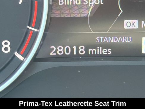 Used 2025 Nissan Rogue SV w/ SV Premium Package FWD image 20
