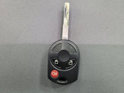 Used 2018 Ford Escape S image 32