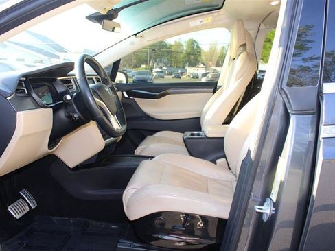 Used 2016 Tesla Model X 75D AWD/4WD image 11