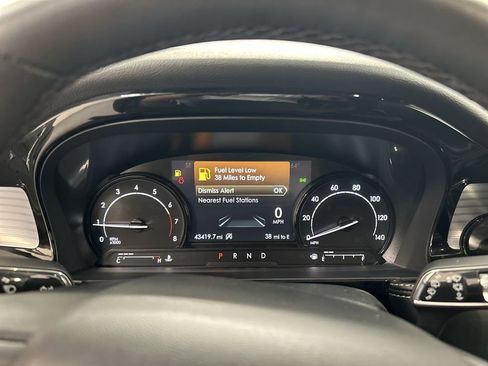 Used 2022 Lincoln Corsair AWD w/ Equipment Group 101A image 13