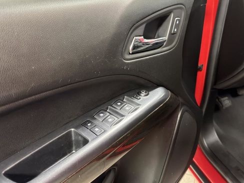 Used 2019 GMC Canyon SLE image 29